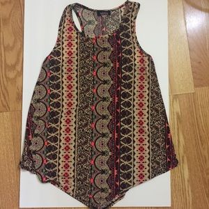 Cute patterned blouse!